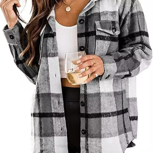 European-style women's dress with a turned-up collar and check pattern, long style for ladies