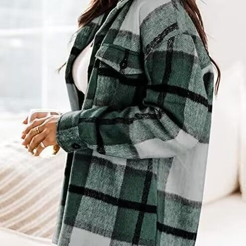 European-style women's dress with a turned-up collar and check pattern, long style for ladies